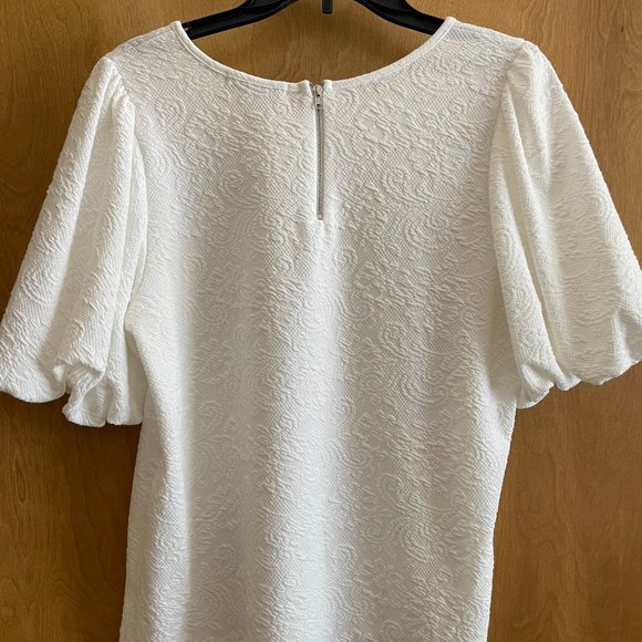 New! Green Envelope Summer Blouse - Picture 3 of 5